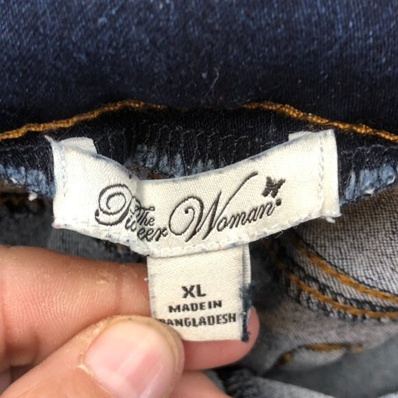 The Pioneer Woman Women Jeans Size XL Bootcut Leg Pull On Blue Denim Embroidered - Picture 3 of 15